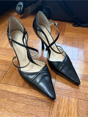 Vintage Balenciaga Kitten Heels
